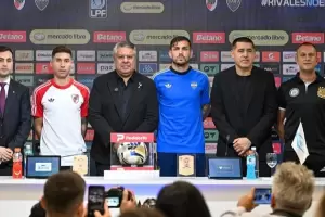 River se baj� de la conferencia previa al Supercl�sico y la AFA lament� "la actitud"