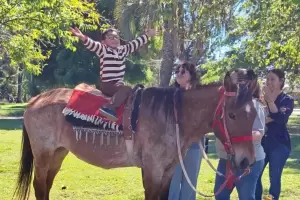 VIDEO: una familia "para siempre" en la emotiva adopci�n de Bruno